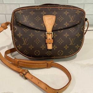 LOUIS VUITTON Jeune Fille MM Monogram Crossbody Shoulder